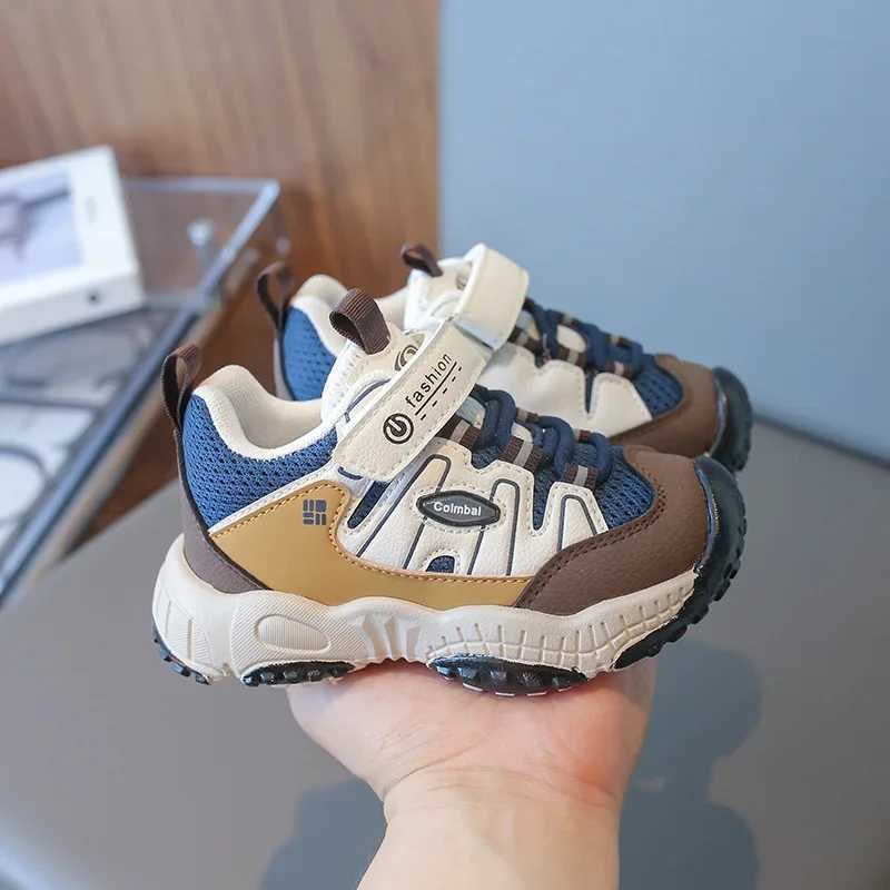 Fashionable design boys sports shoes 2024 autumn childrens outdoor hiking shoes patch work color childrens casual sports shoesXJ250318