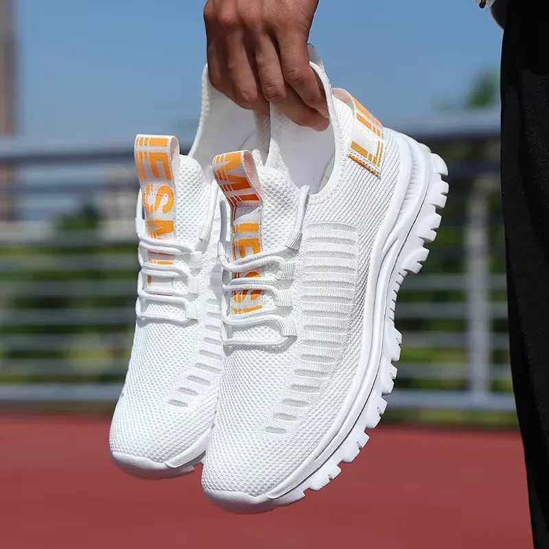 Mens lightweight mesh casual sports shoes breathable and comfortable running shoes shock-absorbing and cushioning training sports shoes Y250318