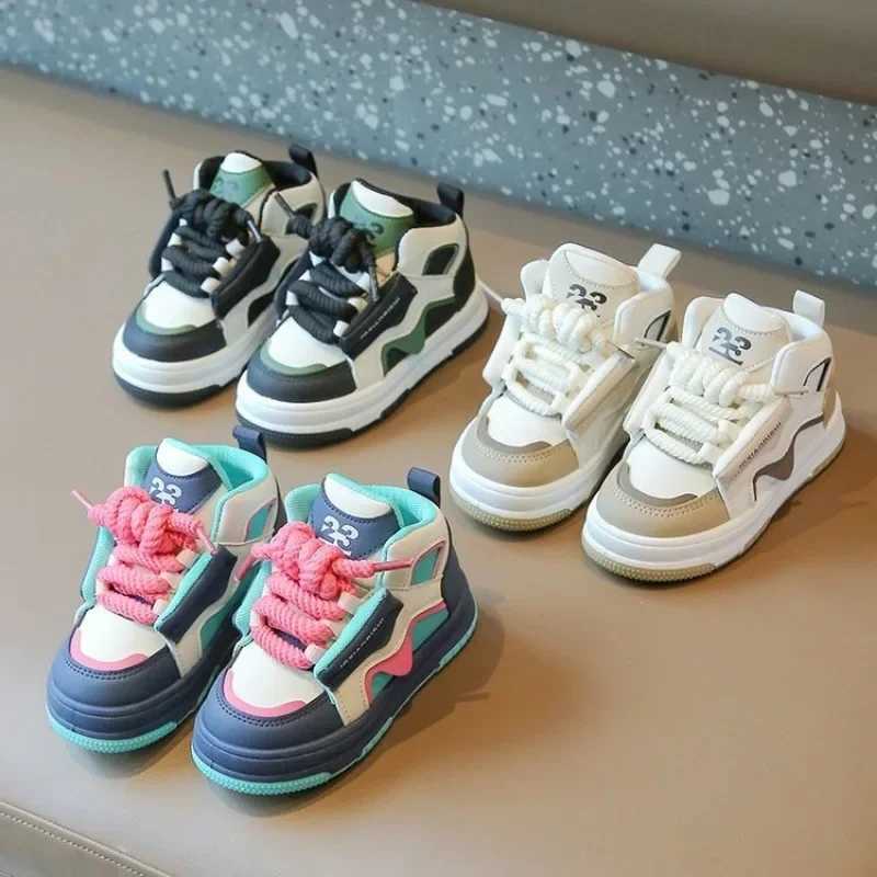 Childrens Spring and Autumn New Sneakers Boys Casual Trends Board Shoes Girls Fashion Dopamine Running Shoes Sports Shoes W250318