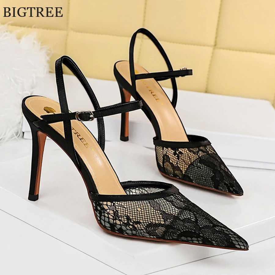 2025 Summer Wen Sexy Mesh Lace Slim Sandals Black White Hollow Ankle Buckle High H Party Shoes Dress Pointed Fem Pumps Y250317