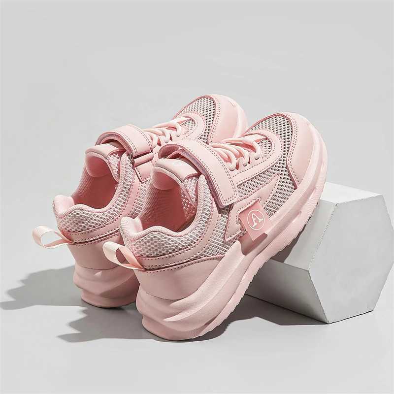 Boys girls sports shoes childrens tennis running shoes childrens air mesh sports gym lightweight breathable shoes soft school coaching machine W250318
