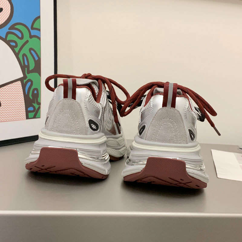 Paris Dad 2025 New Style Strap Thick Bottom Sponge Cake Lightweight Sports Silver Look Thin and Tall Women's Shoes