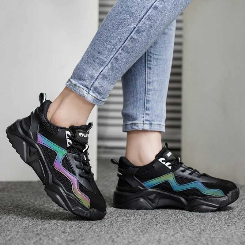 Forged steel toe safety shoes lightweight and breathable anti punching mens work boots protective sports shoes Y250318