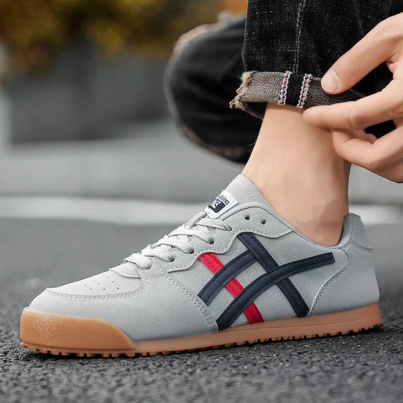 Women Men Athletic Shoes Comfortable Flat Sneakers Casual Men Outdoor N-slip Trainers Shoes Men Mens Shoes Y250318