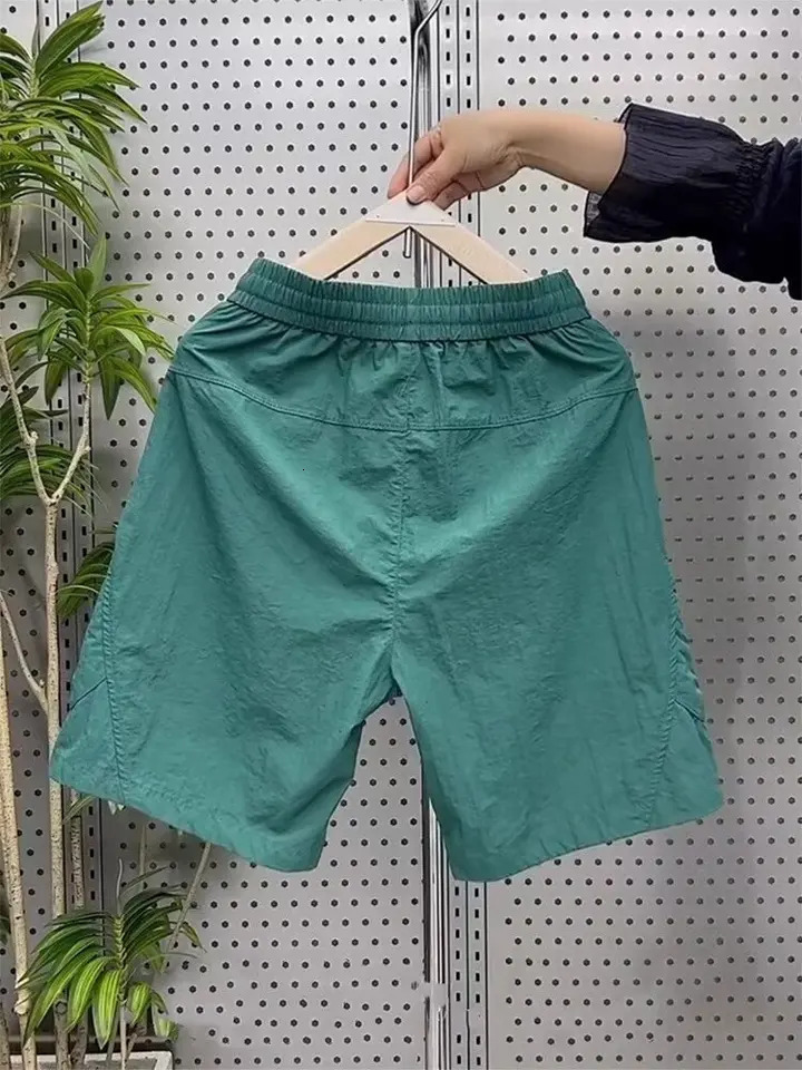 Product shorts mens summer thin loose multi pocket fifth pair of pants quick drying shorts mens summer mens Bermuda shorts Korean fashi 250317