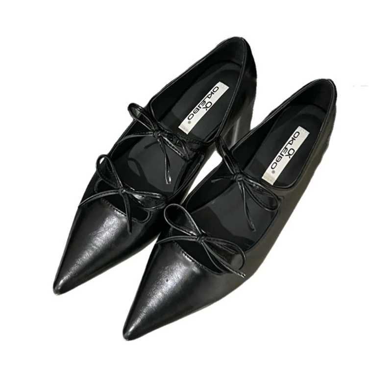 Wan Flats Modis casual Fem sneakers Pointed Toe shallow dress for new grandma 2024 summer solid PU basic spring Lac Y250317