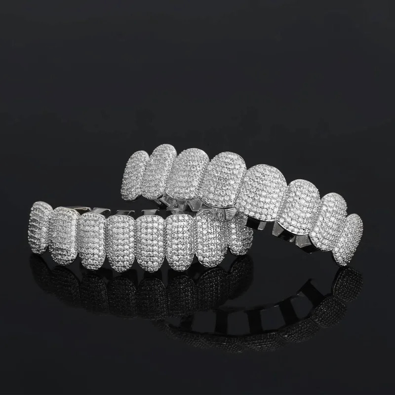 Hip Hop Iced Out Zircon Tooth Grills for Women Men Body Piercing Jewelry Cubic Zirconia Gold Teeth 8/8 Top Bottom Cap Set 250318
