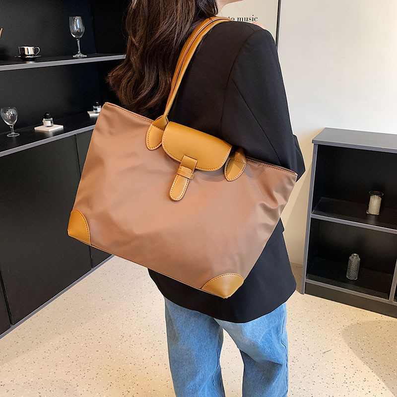 Large Capacity Fashionable Tote Simple Oxford Cloth Women S Bag New Versatile Casual Texture Single Shoulder Bag Shoulder Bags