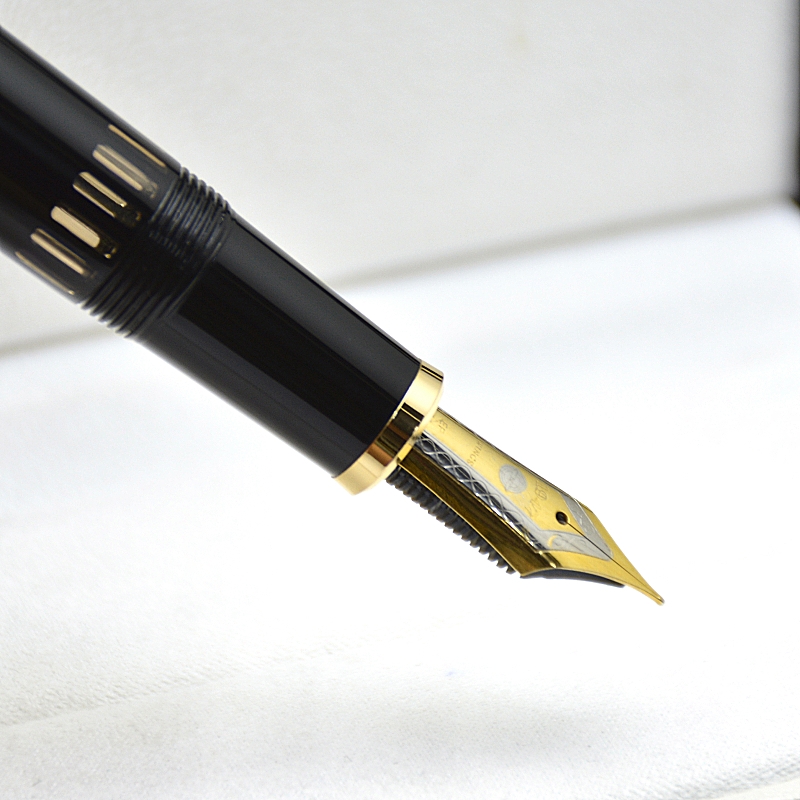 wholesale Wingsung 629 Piston Filling Classics Fountain Pen Best Black & Blue Resin Business Office Writing Ink Pens With Gift Box