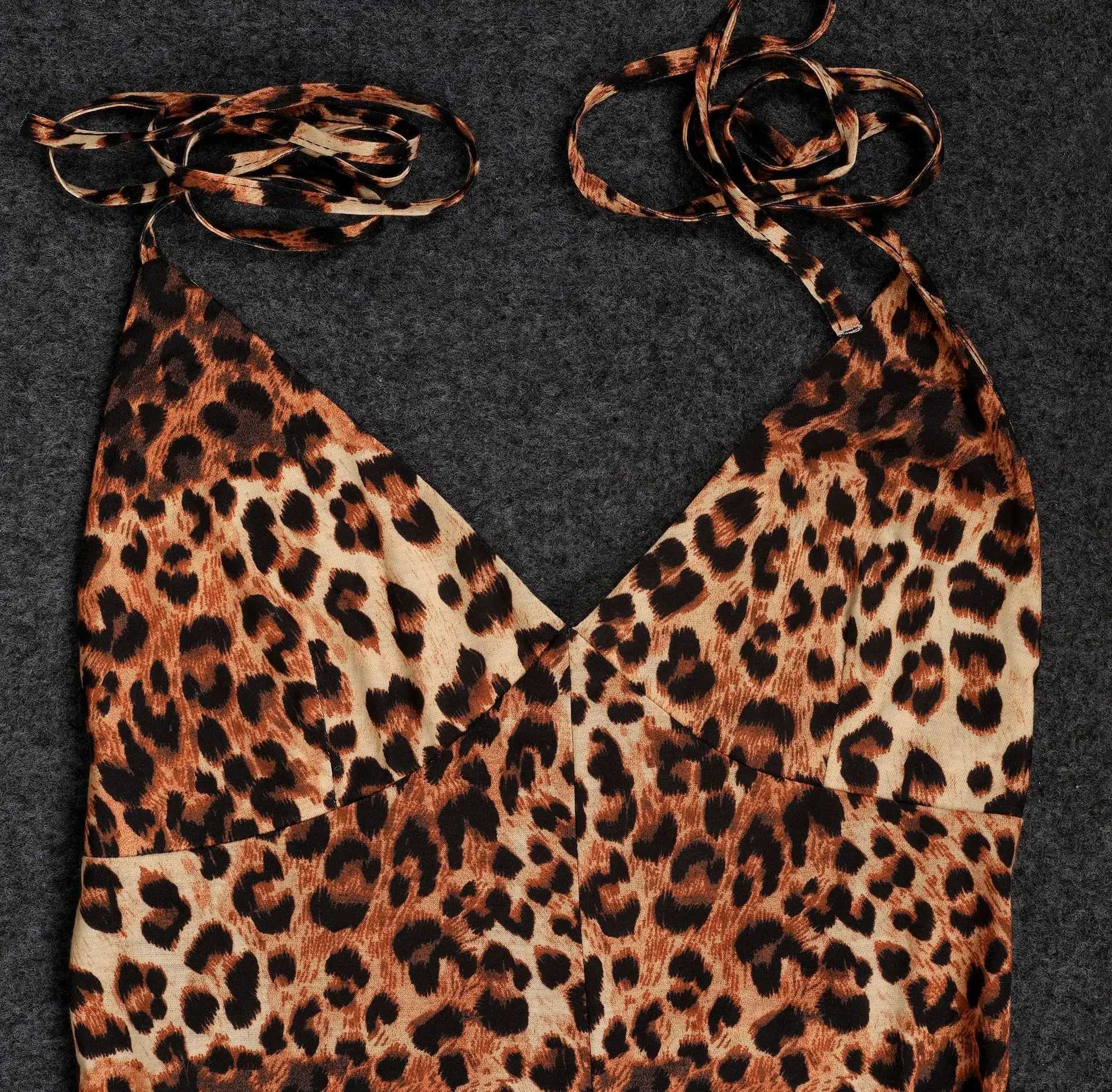 Leopard Print jumpsuit Suspenders Slightly Flared Sveless jumpsuit Summer Strt Fit Stretch Activity Workout Overalls X250318