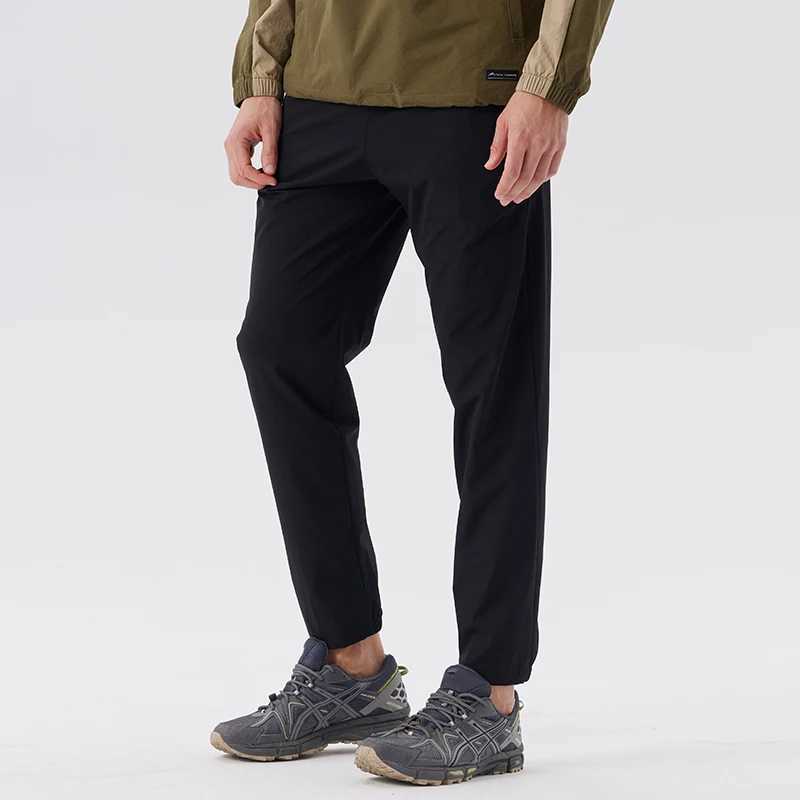Sports pants for men running pants with zippered pockets mens training and running pants mens casual sports pants W250318