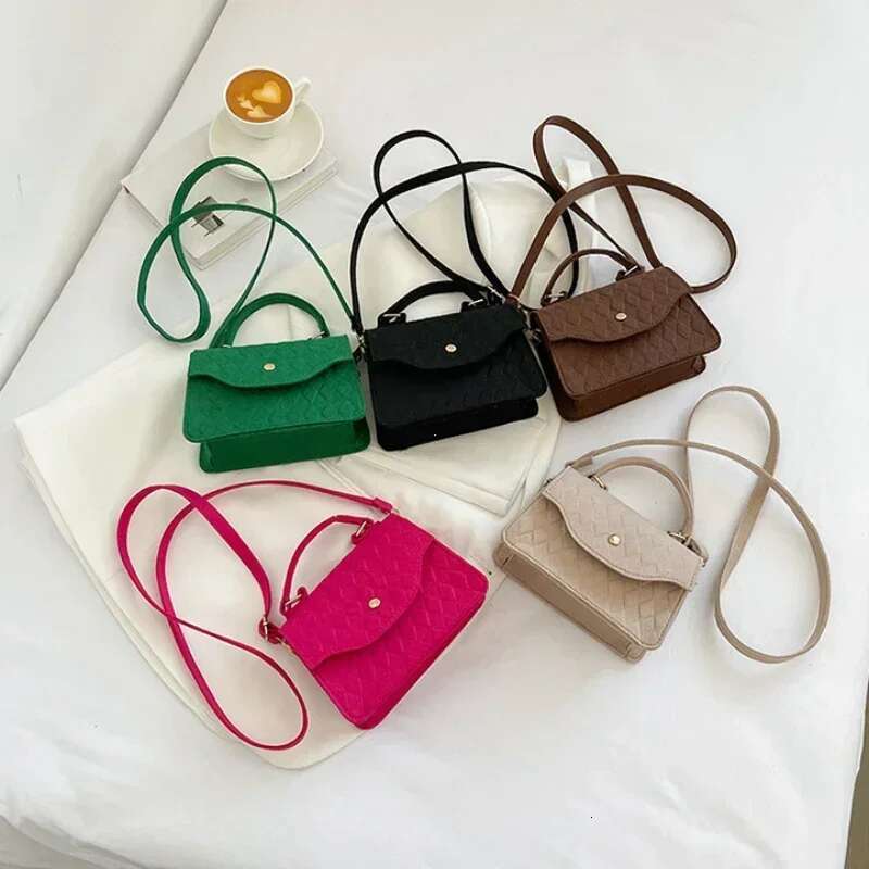 Blue Subaxillary For Womens New Korean Fashion Ladies Shoulder Bag Trend Handbags Retro Designer Female Totes