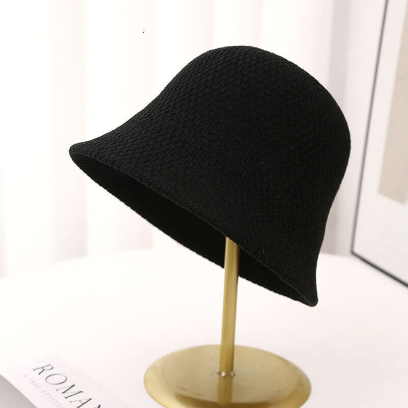 2024 New Korean Women's Summer Breathable Sunshade Bucket Fashionable Face Showing Small Knitted Hat