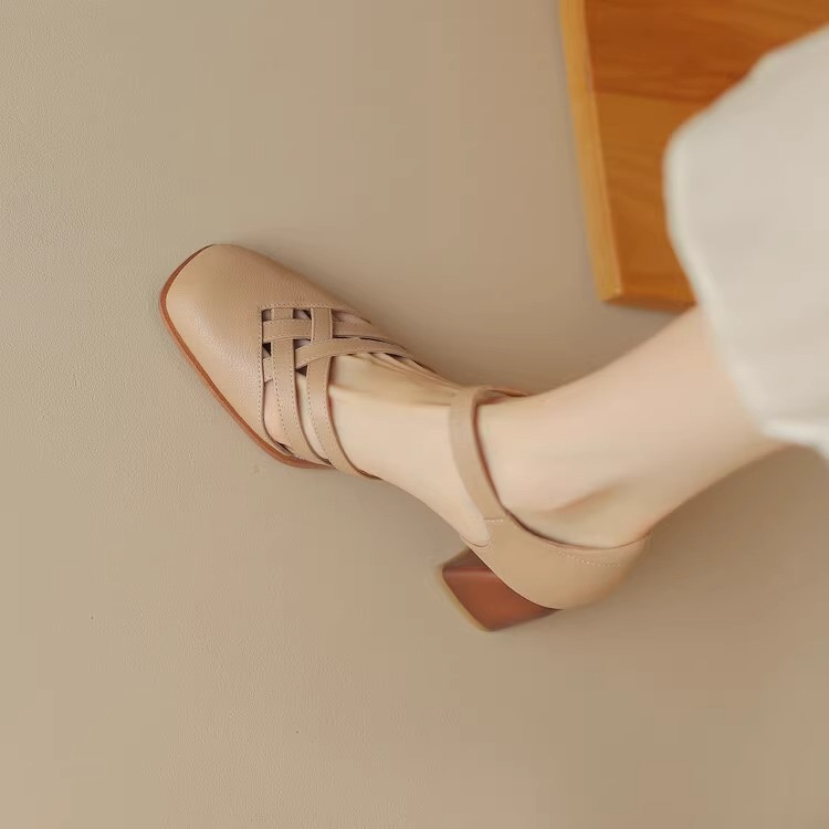 Summer New NEW Leather for Women Cover Shoes Square Toe Low Heel Concise Designer Sandals 492e
