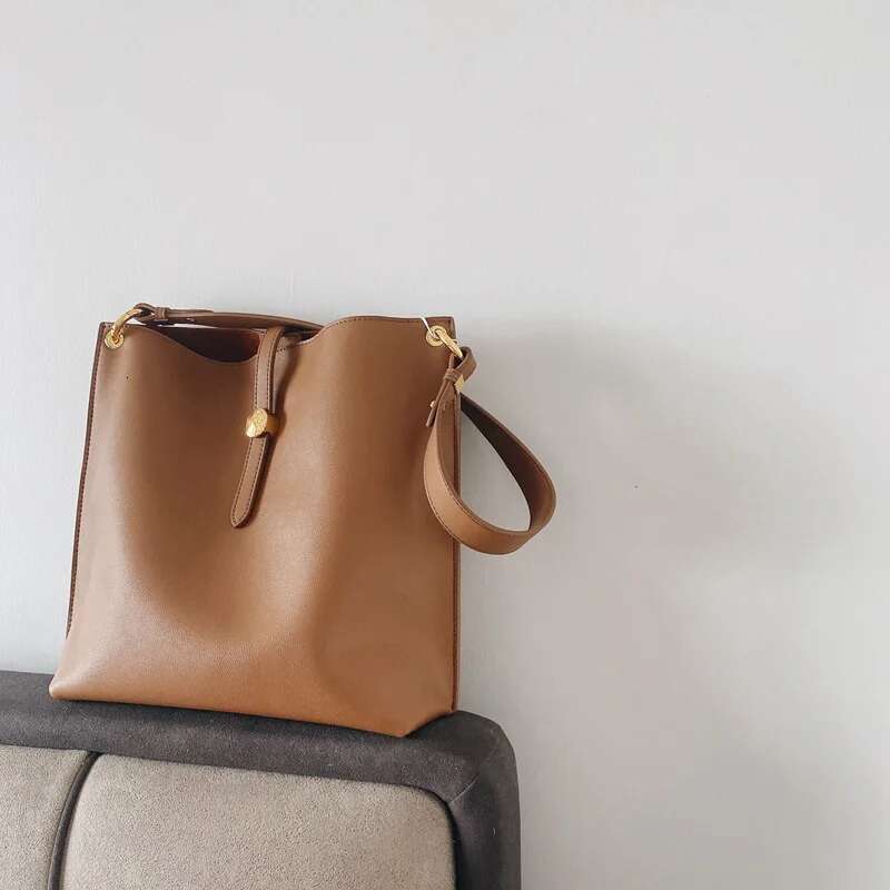 Genuine Female Large Handbag Casual Bucket Bags For Women 2023 High Quality Ladies Real Leather Retro Shoulder Bag Bolsa