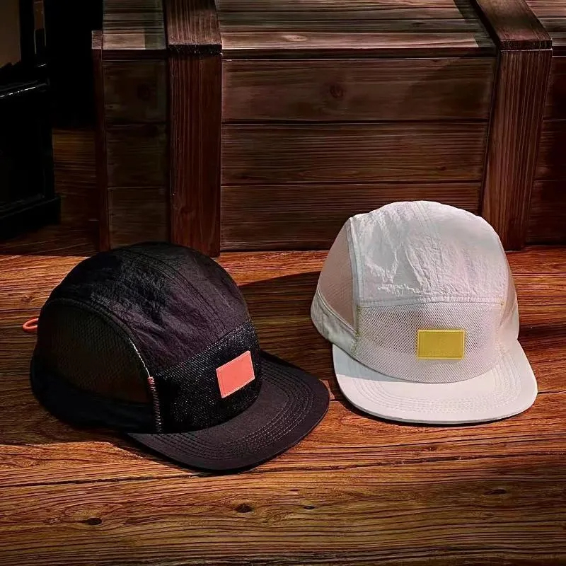 Designer Quick-Dry Mesh Ball Caps - Versatile 5 Panel Fitted Snapbacks for Men & Women