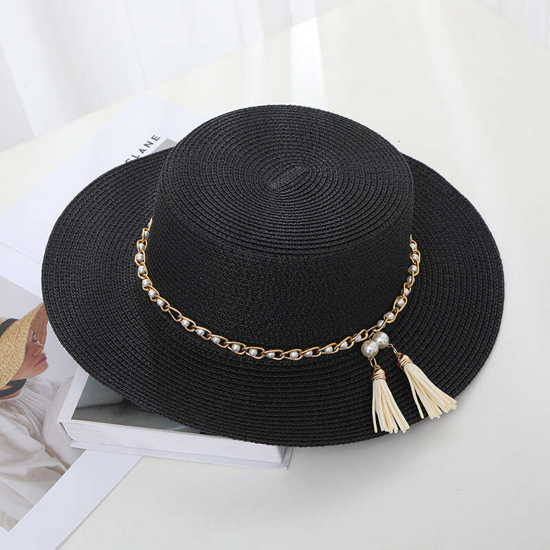 Summer flat topped straw hat with pearl chain, women's British top travel Korean version beach sun hat, trendy