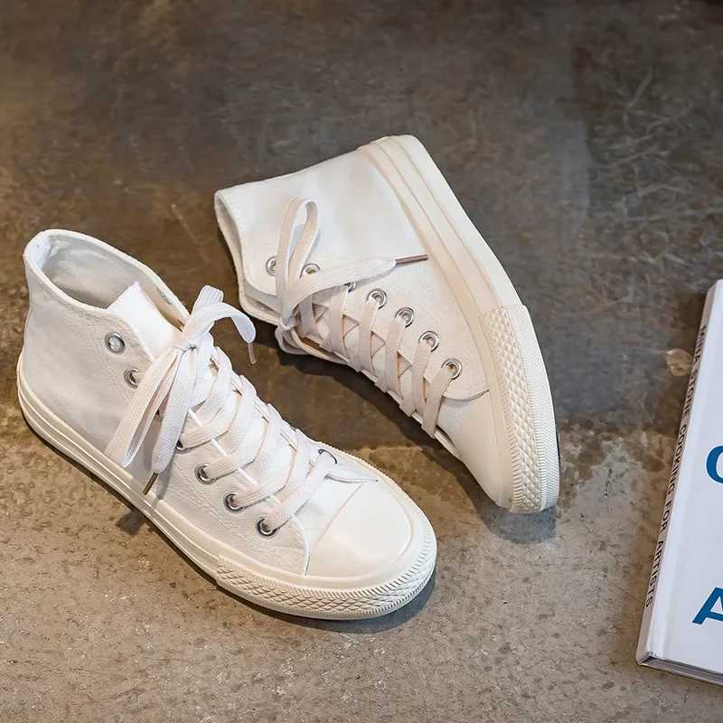 Mens classic canvas shoes childrens solid color high top sports shoes soft shoes anti slip lace casual walking board shoes Y250318