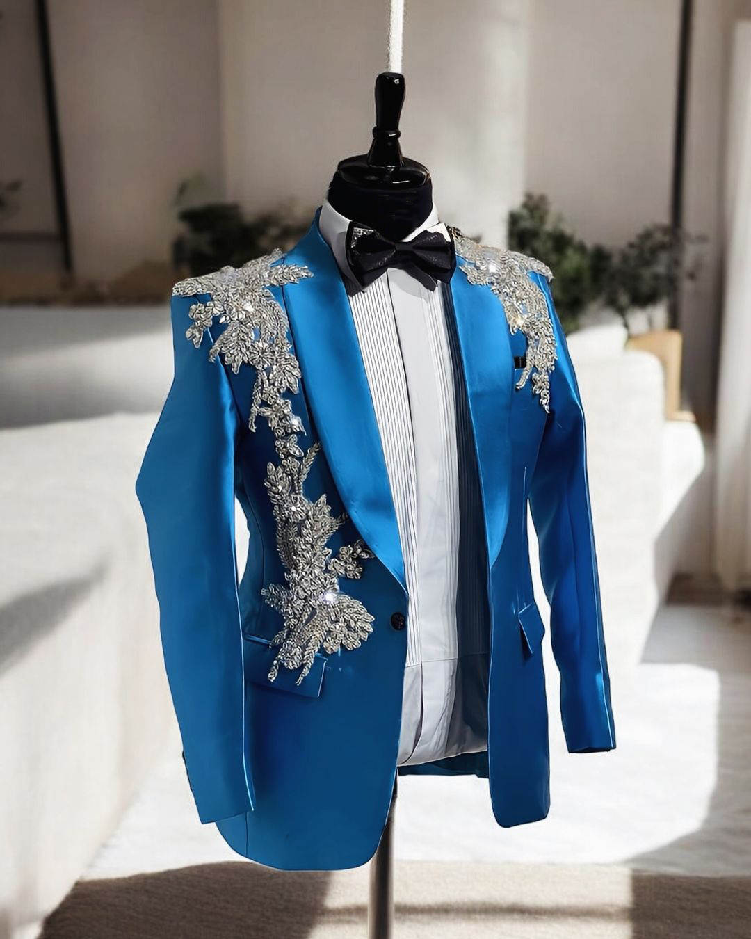 Luxury Wedding Tuxedos Appliques Crystal Men Suit Shawl Lapel 1 Piece Set Jacket Party Groom Business Blazers Customized