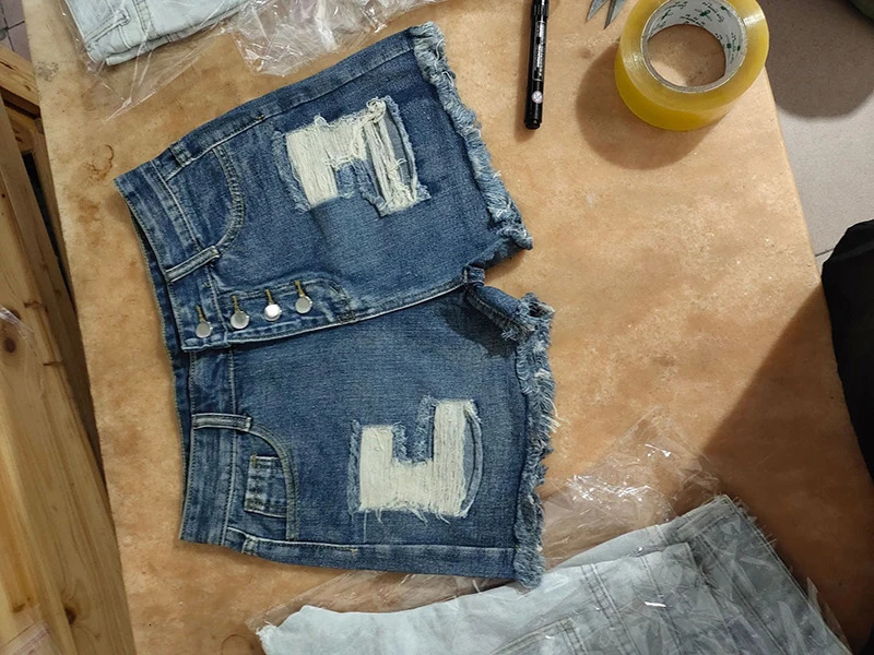 Fitshinling Button Up Tassel Jeans Shorts Women Clothing 2025 Casual Slim Blue Ripped Denim Shorts Female Vintage Short Pants 250318