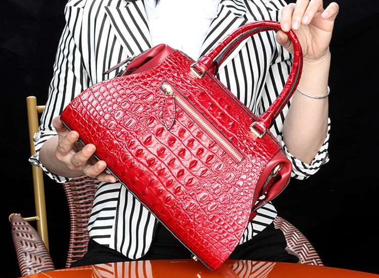 Crocodile Leather Women's Handbags Designer Lady Portable Shoulder Messenger Bag Fashion Brand Red Tote Bags 2023 New
