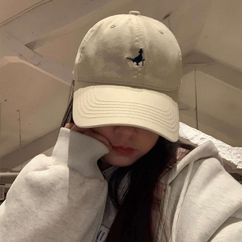 American Street Baseball for Women 2024 Summer New Style Soft Top Embroidered Letter Sunscreen and Sunshade Duck Tongue Hat