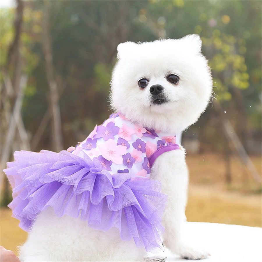Suitable for small breeds of floral dog clothing woven polyester style breathable pet suitable dogs and cats very toys M 250318