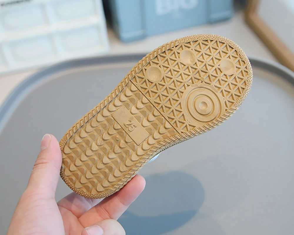 PU Leather Childrens Shoes 2025 Trend Fashion Boys and Girls Sports Shoes Ergonomic Anti slip Childrens Sports Shoes Casual ShoesXJ250318