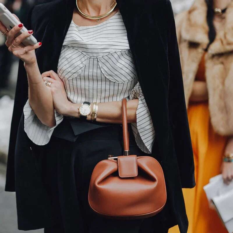 Elegant Genuine Cow Leather Women Round Dumpg Small Clutch Purse Evening Wrist Bag Ladies Top-Handle Handbag Classic Hobo