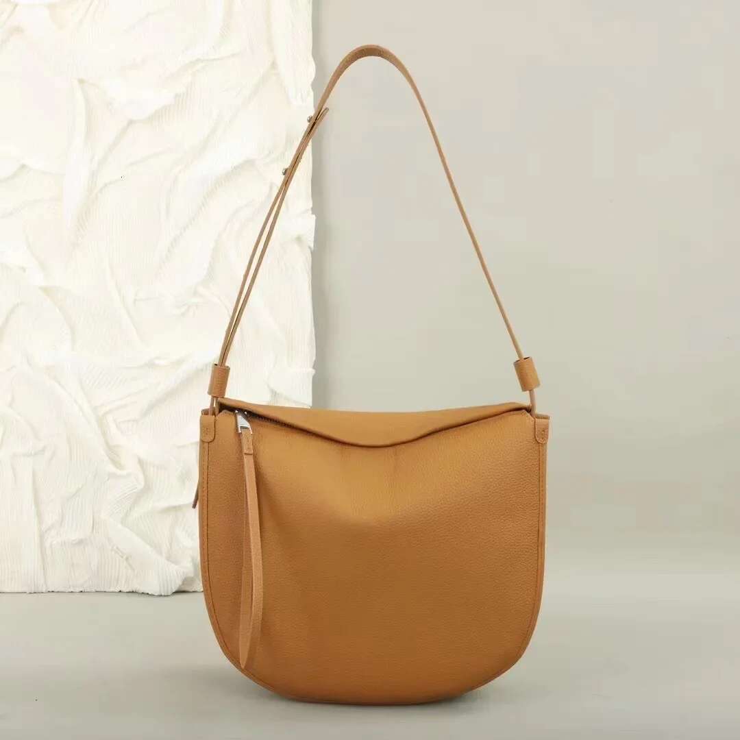 2023 High Quality Women Saddle Bag New Genuine Leather Female Versatile Handbags Ladies Simple Large Shoulder Crossbody Bags