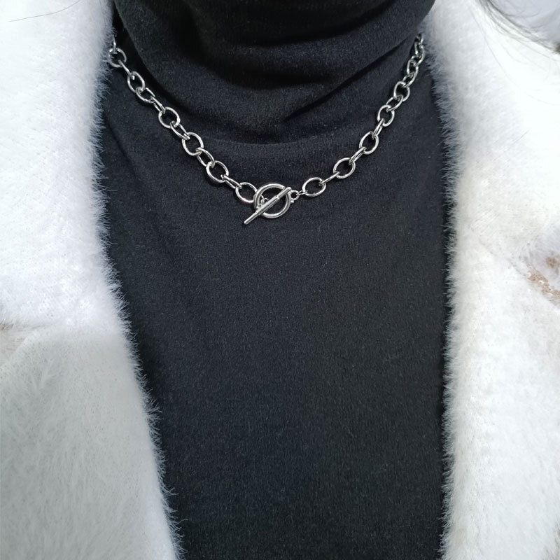 Thick Chain OT Buckle Necklace Female Light Luxury Niche Design Collarbone Chain Choker Jewelry
