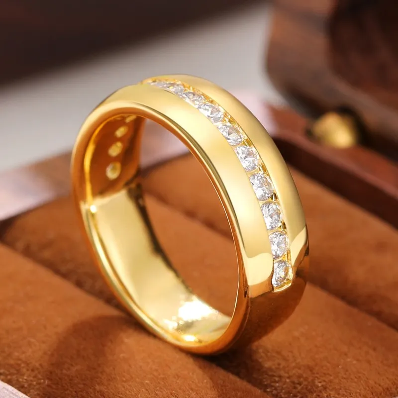 Fashionable Luxury Engagement Ring Sets in Golden Hue - Perfect Gifts for Couples