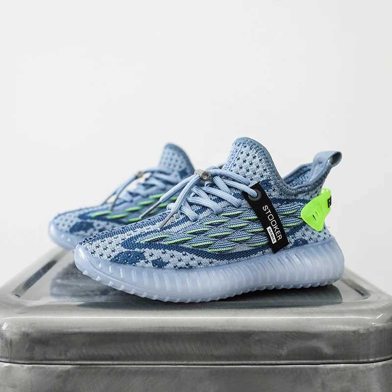 New Young CHIldrens Sports Shoes for Boys and Girls Casual Shoes for CHIldren Breathable Flight Knitted CoaCHIng Lightweight Sole Running ShoesXJ25031