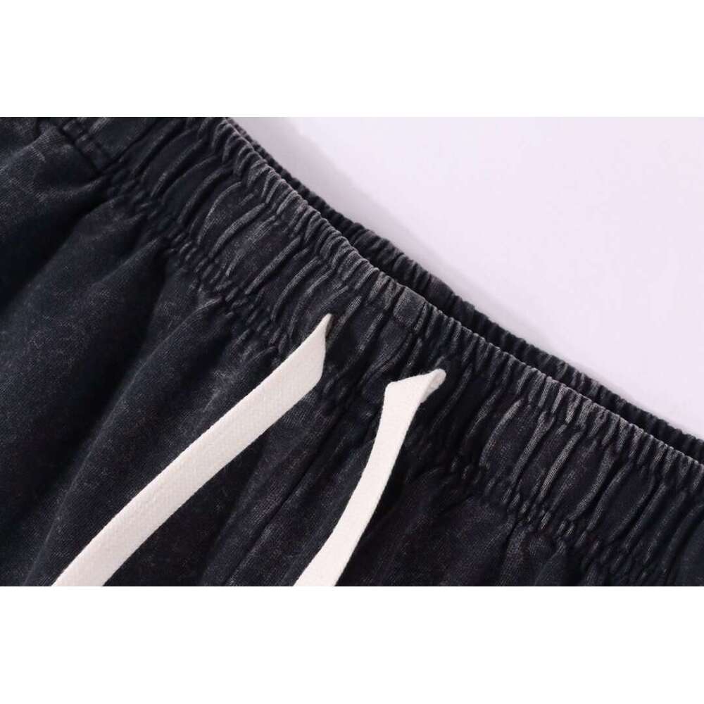 Spring and summer overseas leisure fashion washed and worn shorts, college style for men and women
