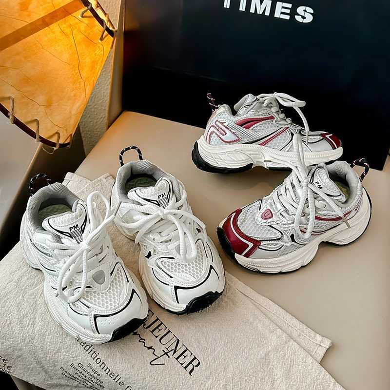 Student running shoes mesh breathable boys and girls casual sports shoes thick soft sole 2025 new fashion childrens sports shoes anti slip W250318