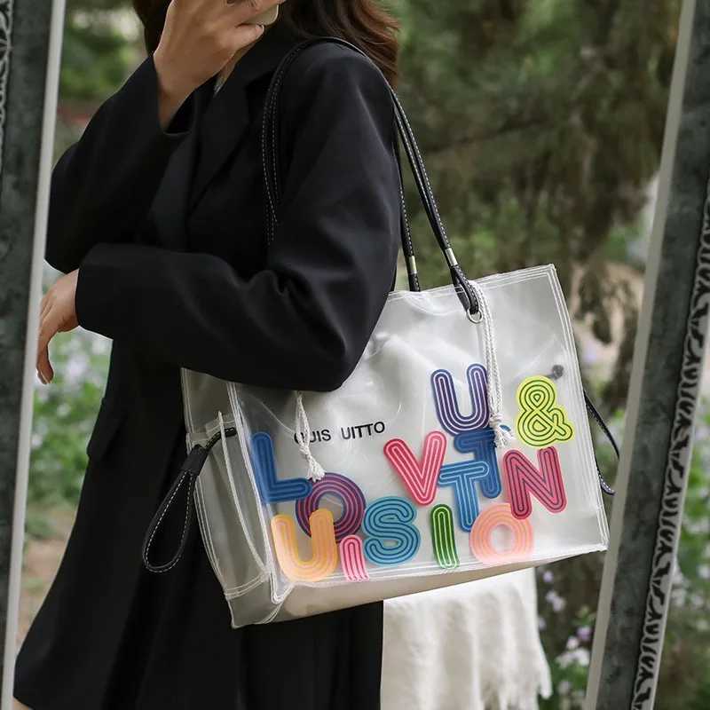 Hundreds of transparent jelly bag five large capacity 2025 new fi niche handbag shoder bag Tote bag spring and summerT250318