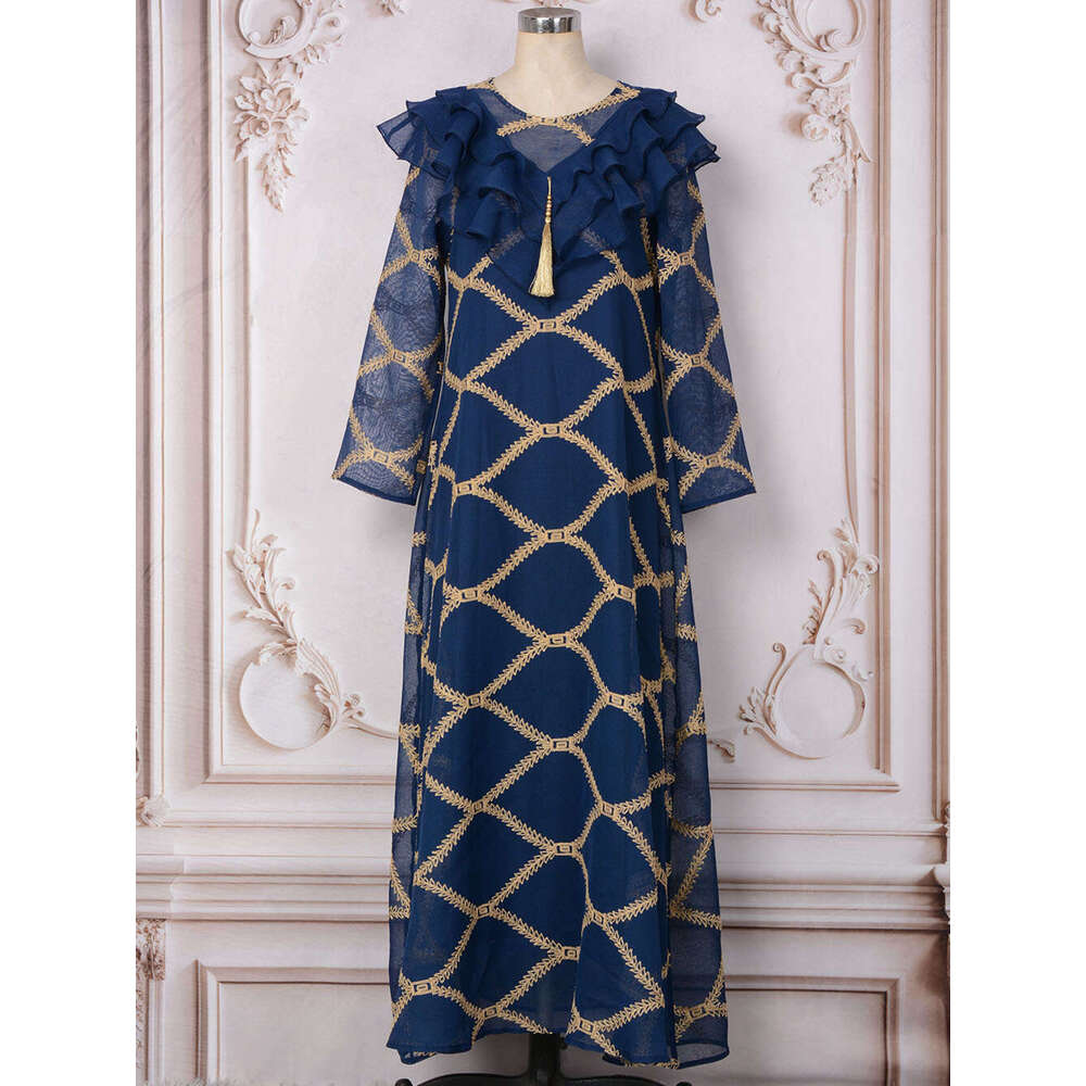 Mt224 Muslim Ethnic Clothing New Embroidered Tassel Pendant Women's Arab Long Sleeved Dress