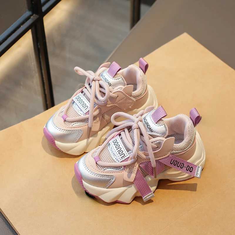 Childrens sports shoes for spring and summer 2024 new styles for girls fashionable casual clothing durable student mesh breathable running shoes W2503
