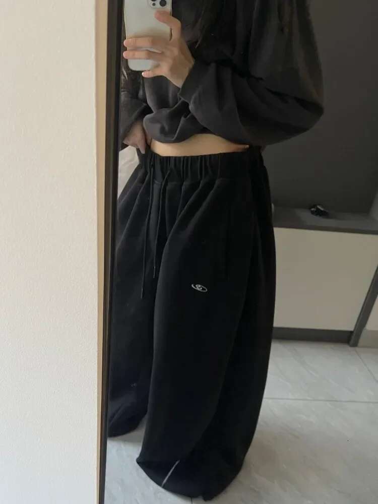HOUZHOU Vintage Black Baggy Sweatpants Oversize Woman Korean Style Jogger Pants High Quality Haruku Streetwear Trousers Winter