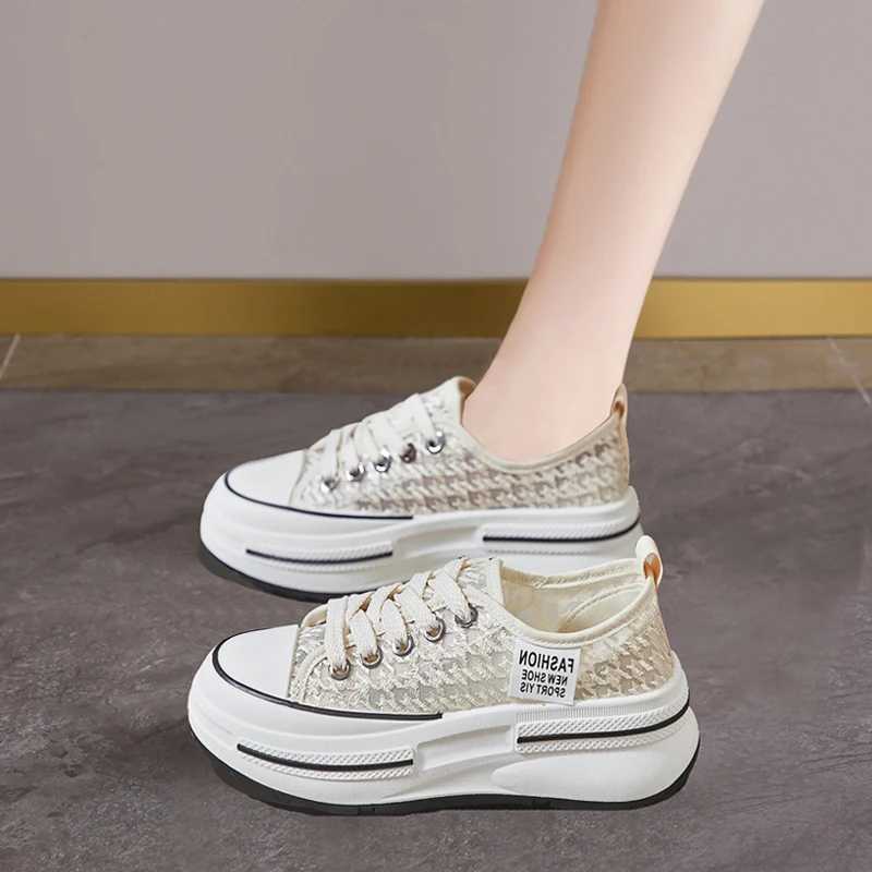 New Spring and Summer Thousands of Birds Breathable Casual Shoes Flat Shoes Sports Shoes Explosive Hot Fi Mesh Shoes Y250318