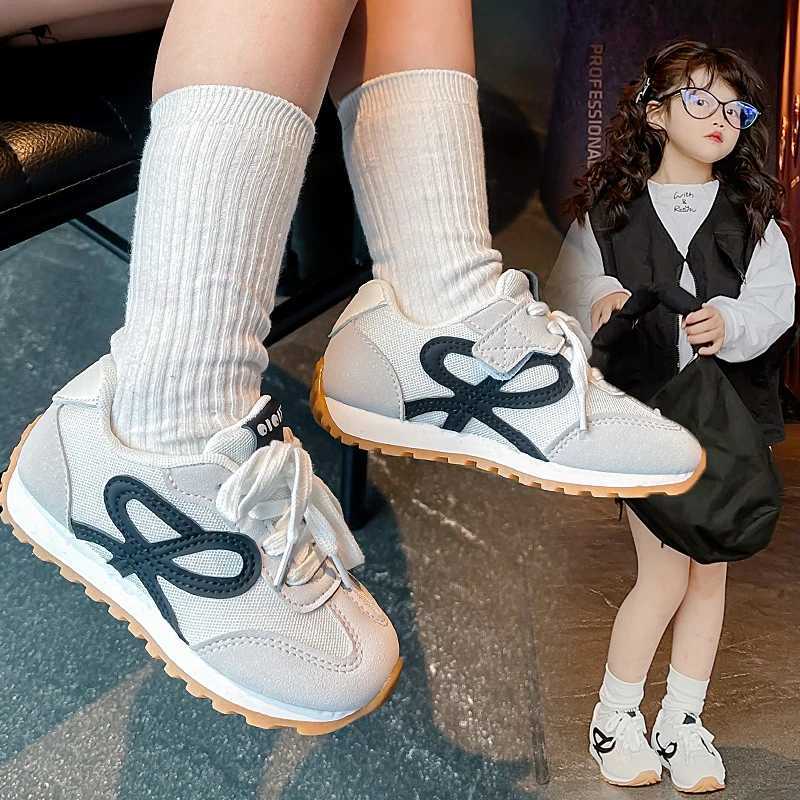 Children Athletic Sneaker Running Shoe Tennis Shoes for Girls Boys Kids Lightweight Breathable Mesh Casual Shoes School TrainersXJ250318
