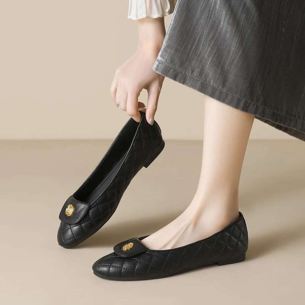 New spring women's outdoor Round toe design Black Mary Jane Ladies casual flat Work Boat shoes 41-43