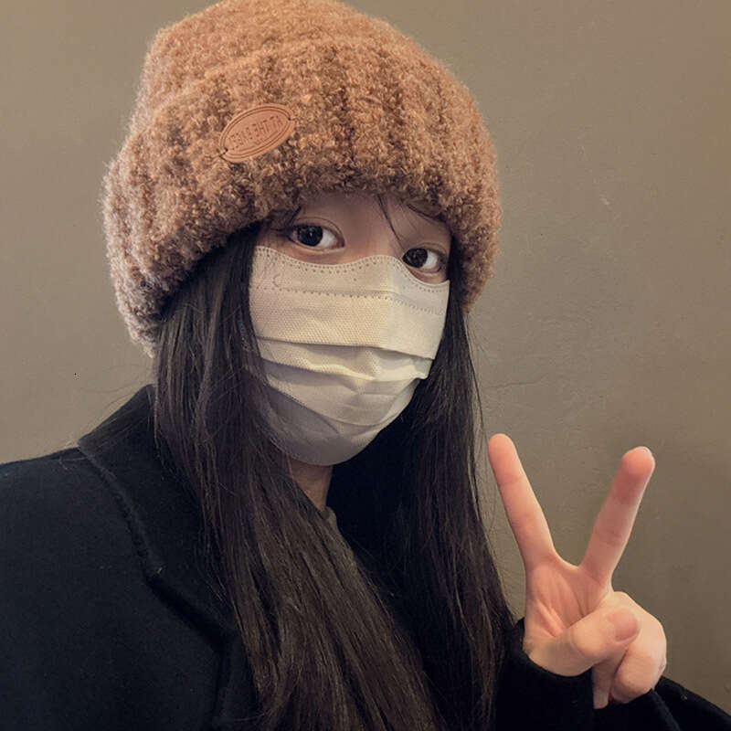 Knitted yarn for women in autumn and winter, Korean fashion trend brand, warm label, solid color, cold hat with a head cover