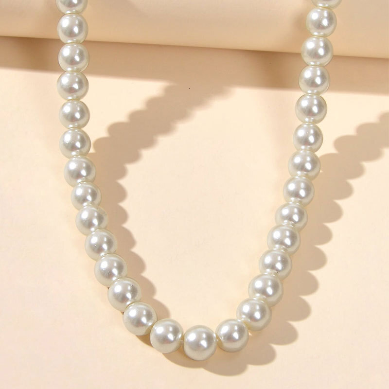 8mm Rice White/black Imitation Pearl Necklace Women's Light Luxury Beaded Choker Collarbone Chain Jewelry