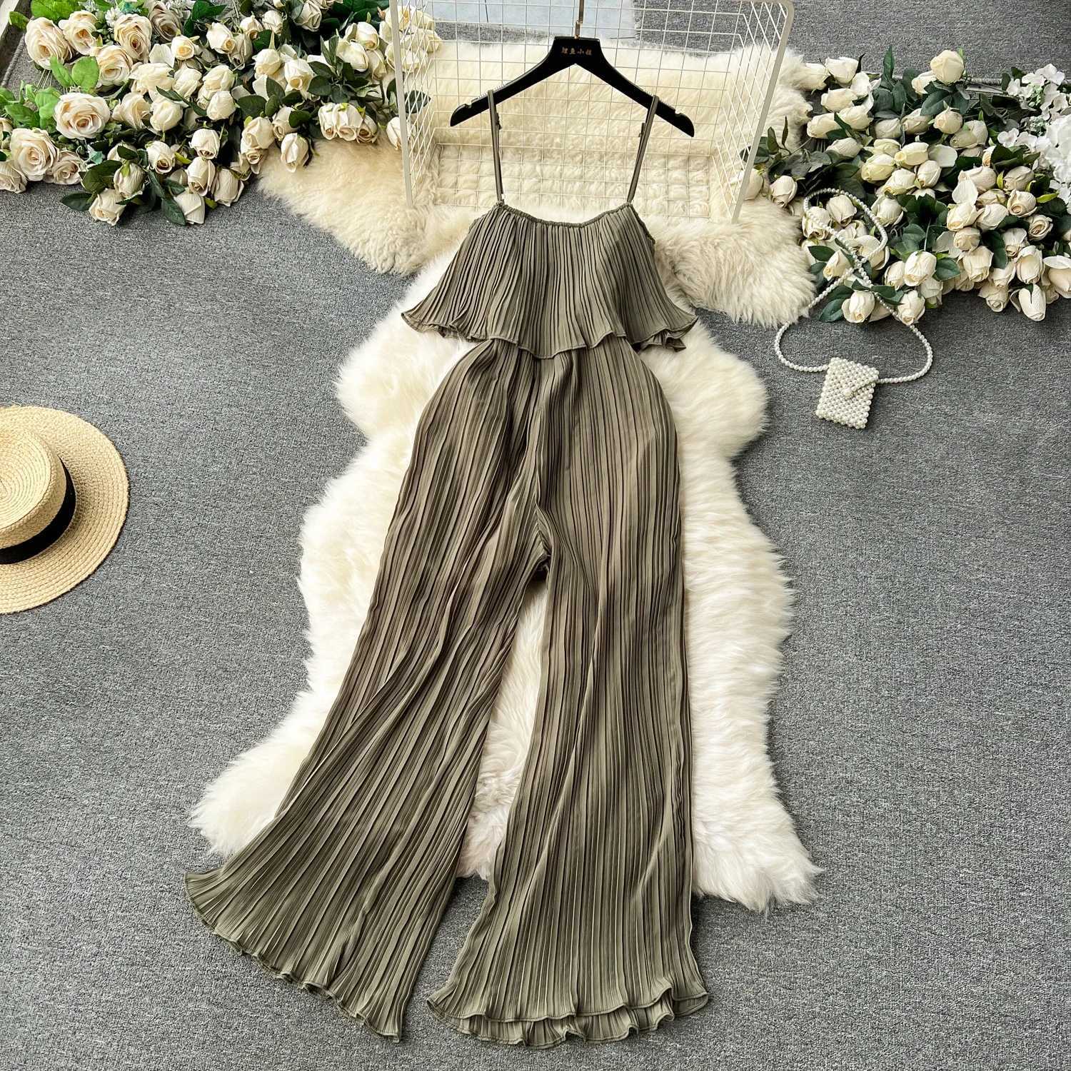 Casual jumpsuit without back thin jumpsuit womens one-piece beach pleated tight fitting suit X250318