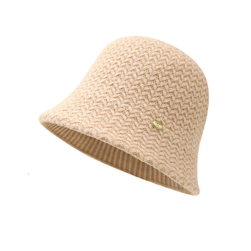 2024 New Dome Ins Leisure Fashion Letter Knitted Basin Sunshade Display Face Small Bucket Hat