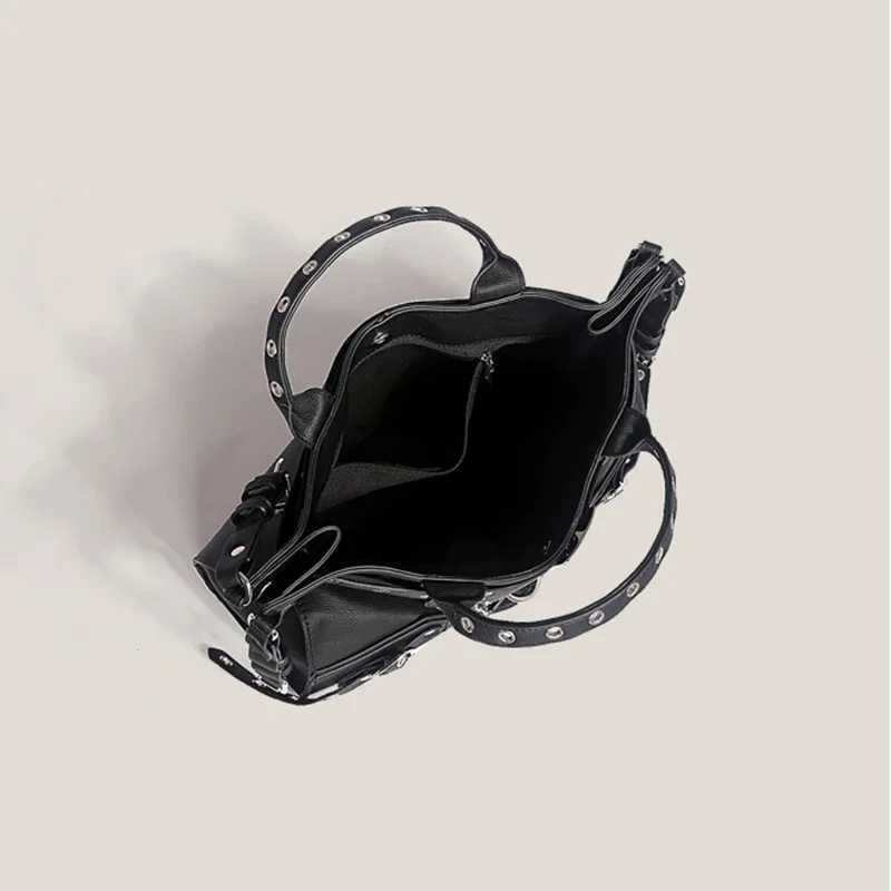 Jiawen Black Gothic Bag 2024 Fi Wan Womens Motorcycle and Bicycle Style Lace Large Capacity Handbag Y250318