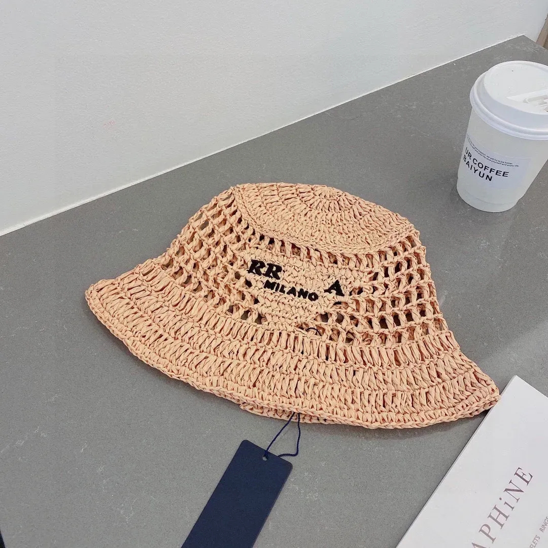 Designer Straw Bucket Hat Women Letter Fashion Cap Pink Grass Braid Mens Summer Casual Hats Embroidery Candy nice
