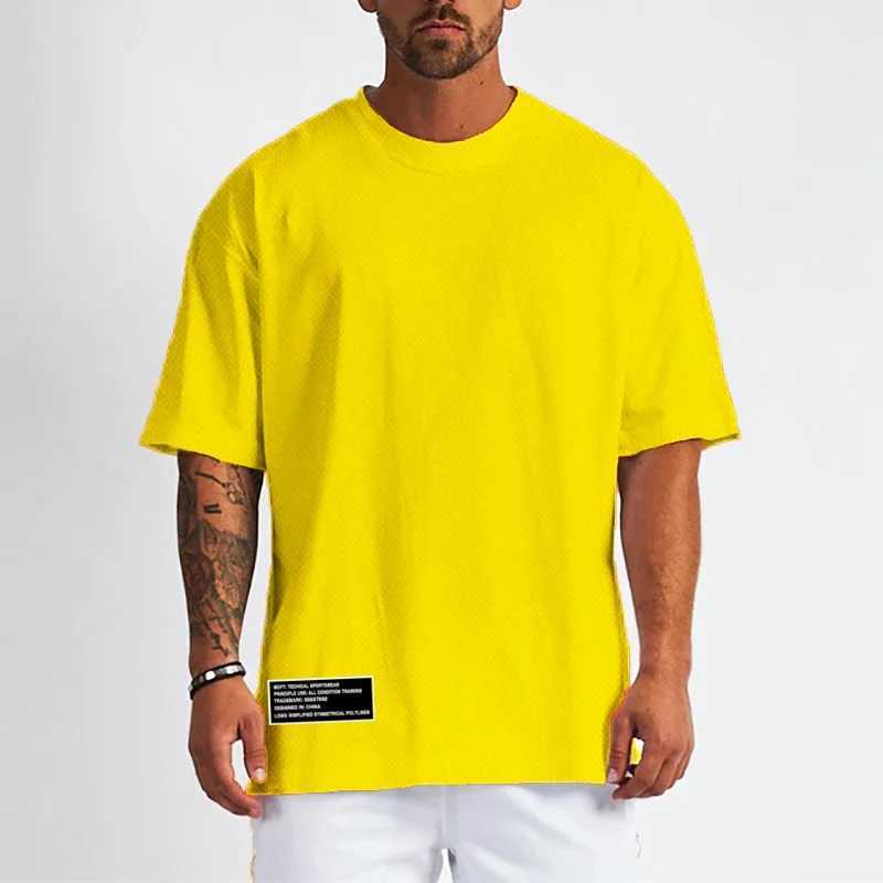 Gym Clothing Mens Fitness Oversized Loose T-Shirts Outdoor Hip Hop Streetwear Mesh Quick Dry Short Sleeved Bodybuilding ShirtsT250318