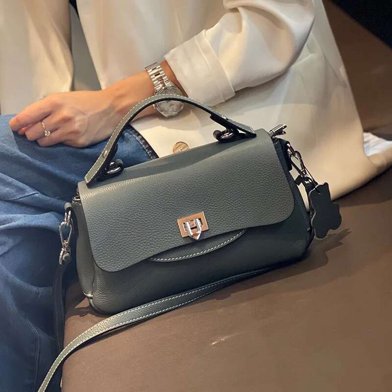New Autumn Flap Genuine Leather Shoulder Bags For Ladies Messenger Bag Female Crossbody Women Handbag Blue Black